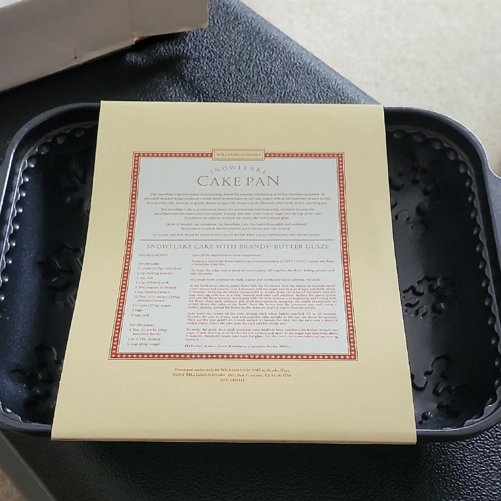 Williams Sonoma Snowflake Cake Recipe Card in Red and White